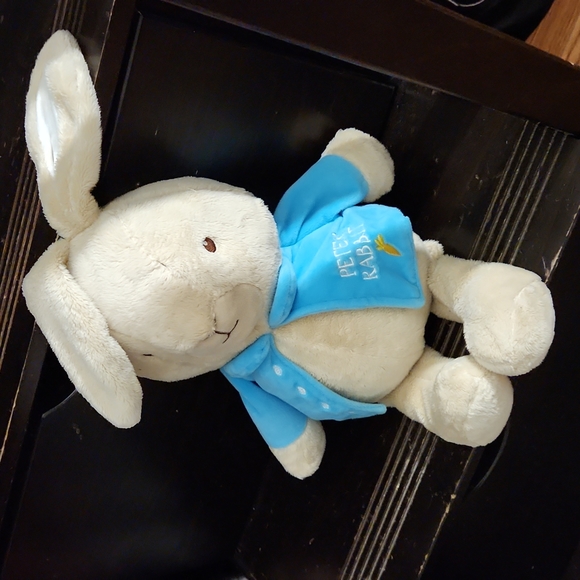Peter Rabbit 🥕stuffed animal - Picture 2 of 3